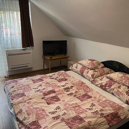 Talaber Vendeghaz Apartment Vonyarcvashegy Ngoại thất bức ảnh