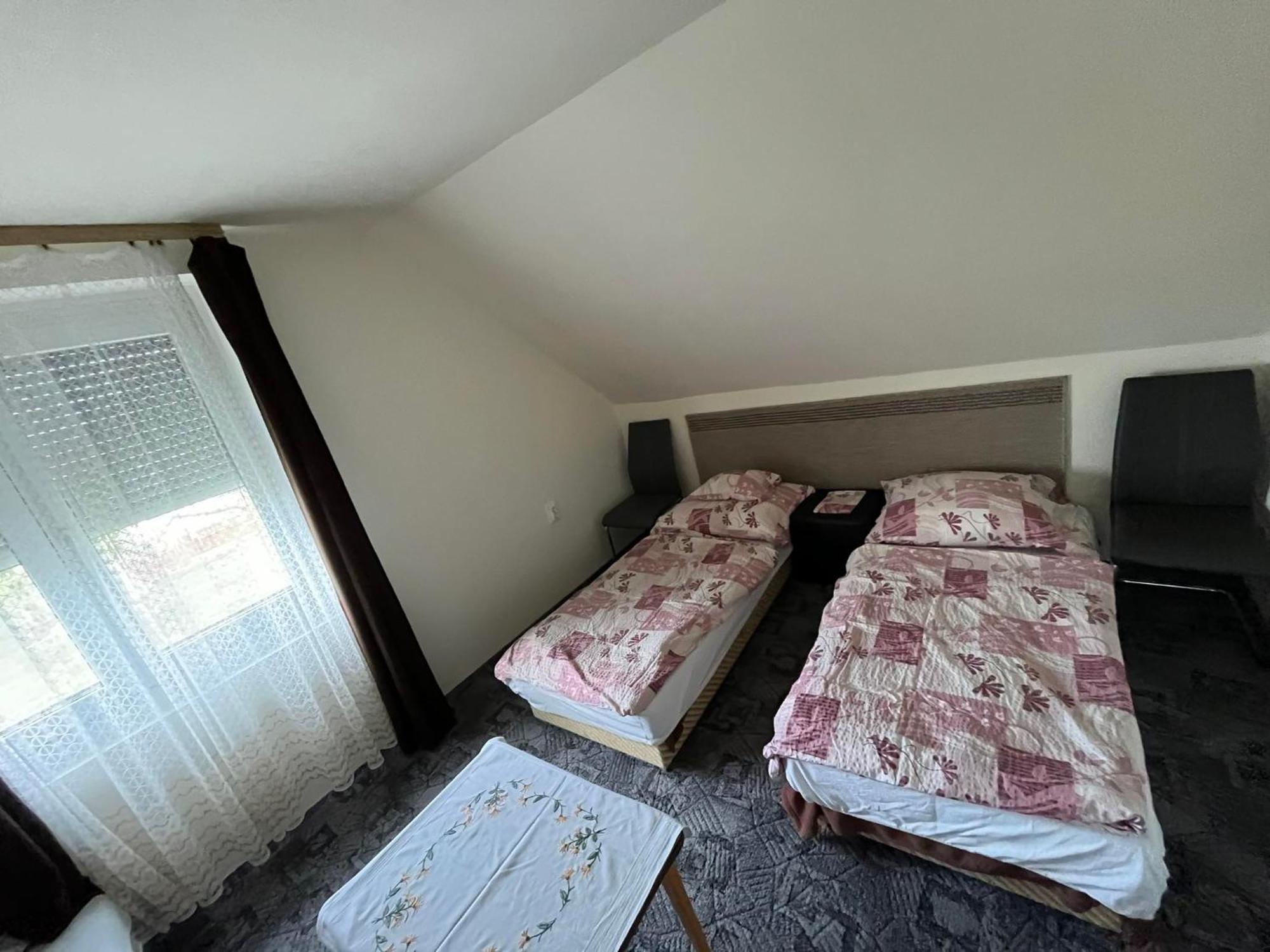 Talaber Vendeghaz Apartment Vonyarcvashegy Ngoại thất bức ảnh